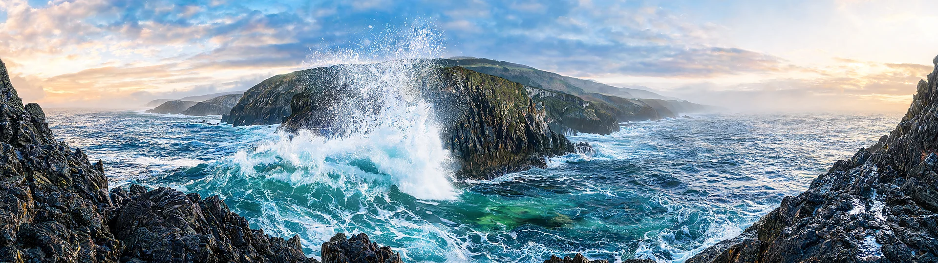 Crashing Wave Golden Bay